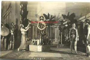 "Salome" teatteriesitys - valokuva