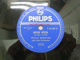 Philips P 44 369 H, Willy Berking - Heisse Küsse / Blauer Himmel -savikiekkoäänilevy, 78 rpm